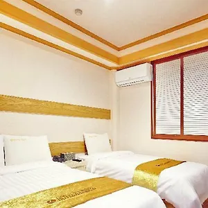 Rainbow Hotel