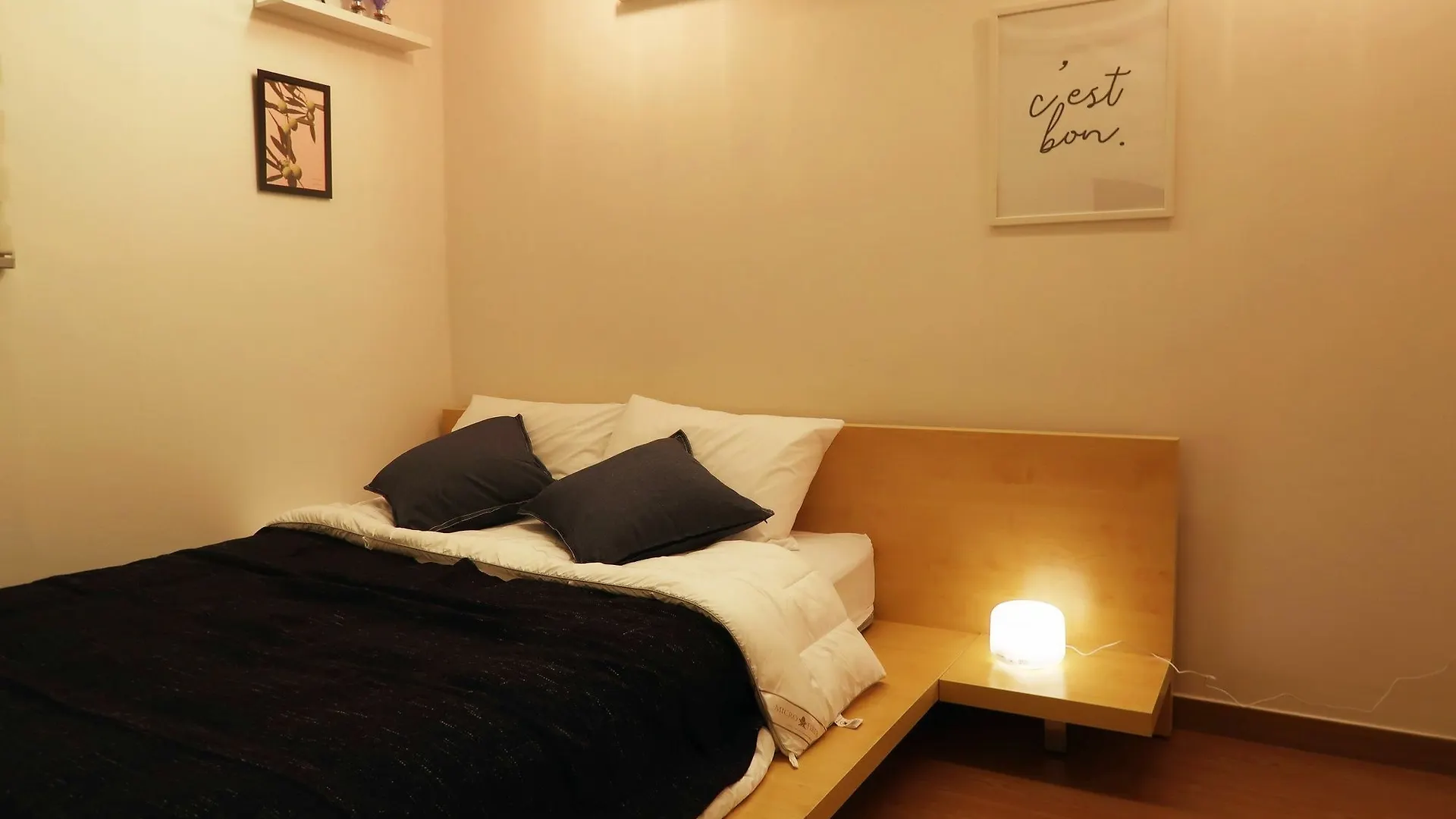 Huayuan House Hongdae - Hostel Seoul South Korea