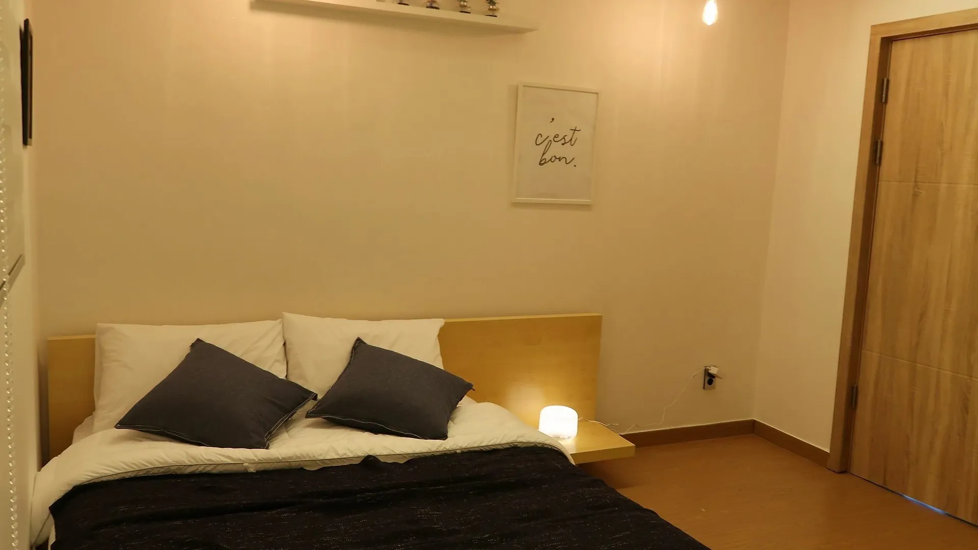 Huayuan House Hongdae - Hostel Seoul Hotel