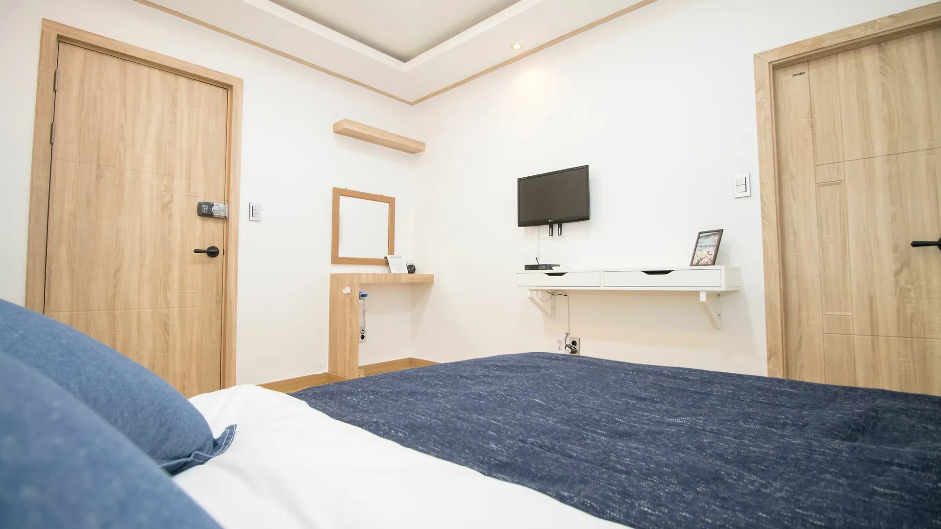 ** Hotel Huayuan House Hongdae - Hostel Seoul South Korea